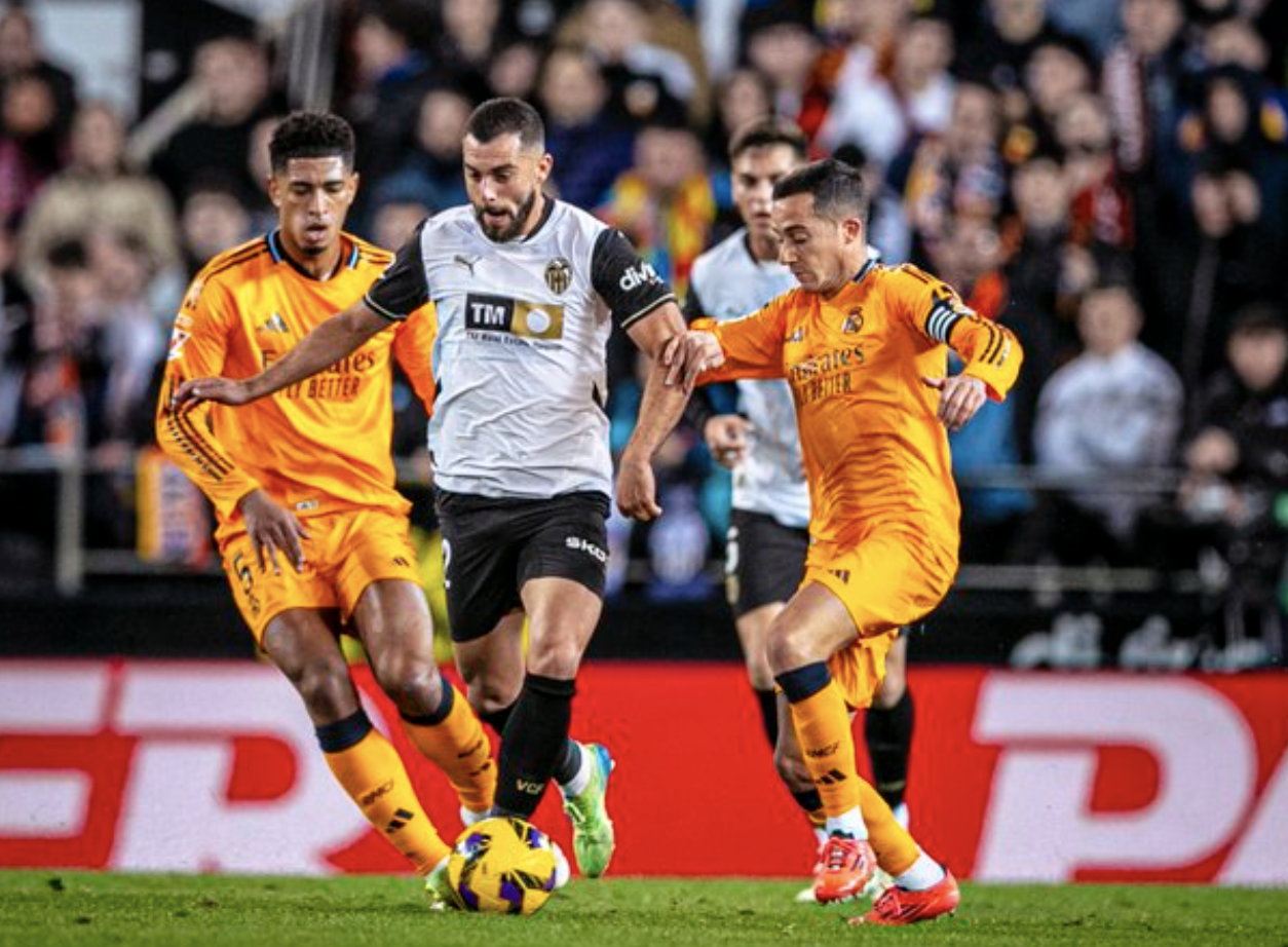 Bellingham Rực Sáng, Real Madrid Đánh Bại Valencia Kịch Tính 2-1